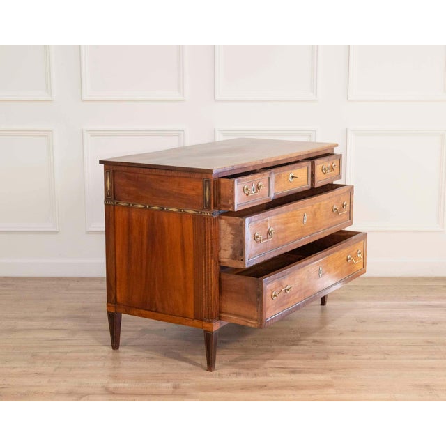 Wood Louis XVI Walnut Chest of Drawers with Brass Inlay, France, Late 18th Century For Sale - Image 7 of 10