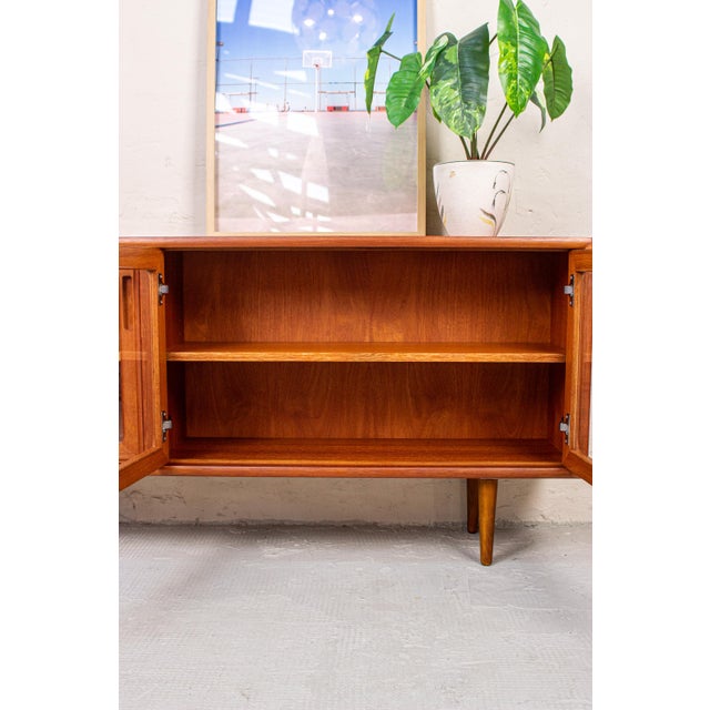 Mid-Century Modern Vintage Danish Teak Display Cabinet, 1980s For Sale - Image 3 of 16