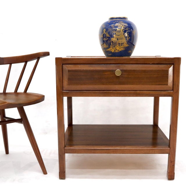 Late 20th Century John Widdicomb Solid Walnut Oak Interior Travertine Top End Table Stand For Sale - Image 12 of 16