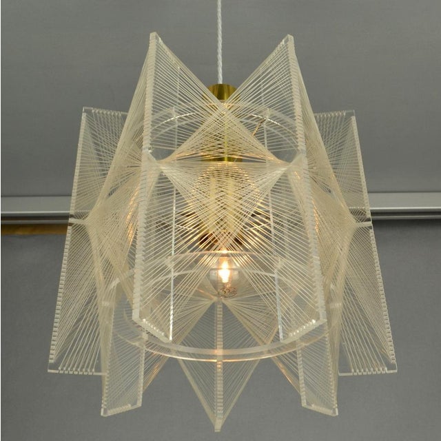 Small Mid-Century Modern Pendant Lamp in Clear Acrylic Glass, Wire and Brass, 1970s For Sale - Image 11 of 18