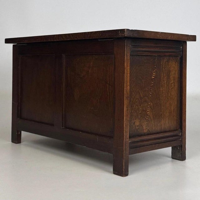 Antique English Edwardian Oak Blanket Box For Sale - Image 9 of 13
