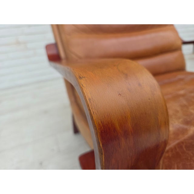 1970s Scandinavian Highback Lounge Chair in Leather and Bentwood, 1970s For Sale - Image 5 of 18