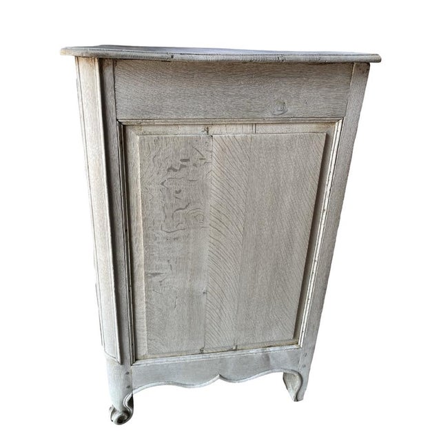 Louis XV French Chest of Drawers in Bleached Oak For Sale - Image 12 of 16