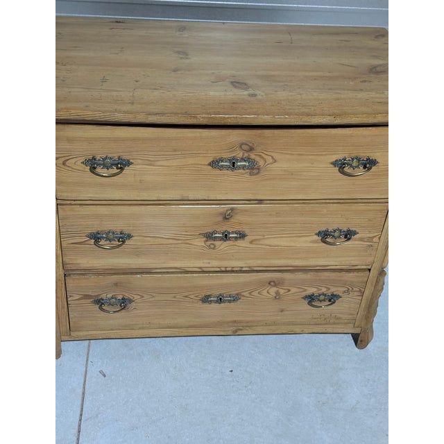 Victorian Antique Pine Three Drawers - Chest of Drawers From England For Sale - Image 3 of 18