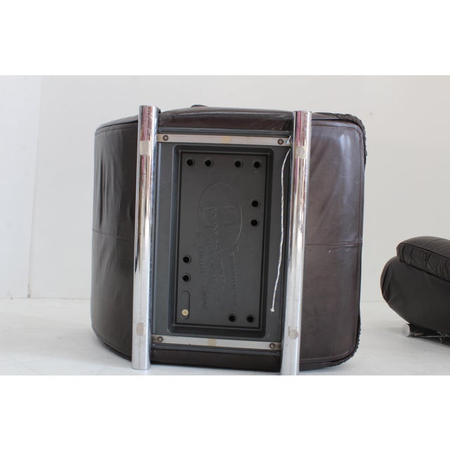 1970s Vintage Lounge Chairs in Brown Leather by Giuseppe Munari, 1970s, Set of 2 For Sale - Image 5 of 10