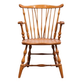 Pennsylvania House Solid Hard Rock Maple Colonial Early American Fiddleback Duxbury Windsor Dining Arm Chair 1059-110a For Sale