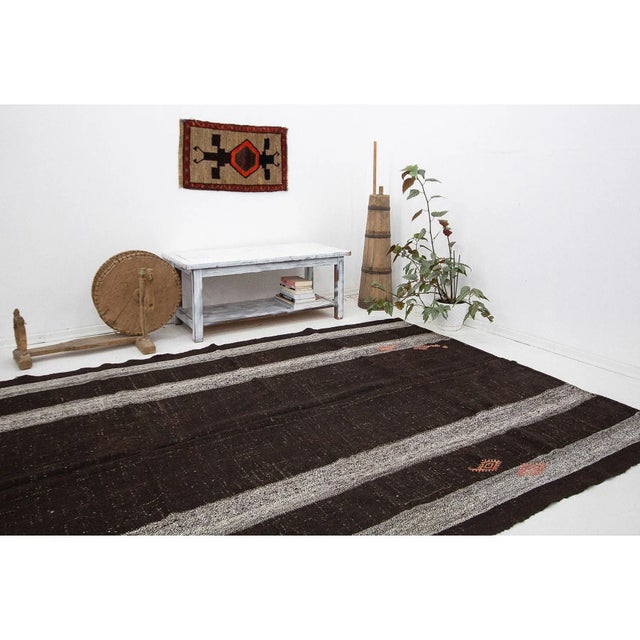 Mid 20th Century Brown & Gray Vintage Goat Hair Kilim Rug For Sale In Los Angeles - Image 6 of 7