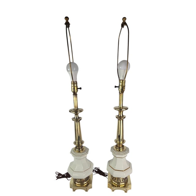 Stiffel 1960s Stiffel Brass and Porcelain Table Lamps, a Pair For Sale - Image 4 of 15
