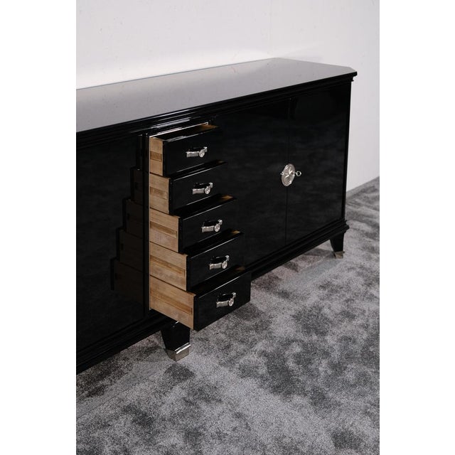 Art Deco Sideboard, 5 Drawers in the Center, Black High-Gloss Lacquer with Metal Emblems, 1930s For Sale - Image 10 of 12