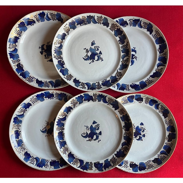 Antique Early 19th Century Chinese Export Blue and White Porcelain Dinner Plates With Grape Leaf Border - Set of 6 For Sale - Image 17 of 17