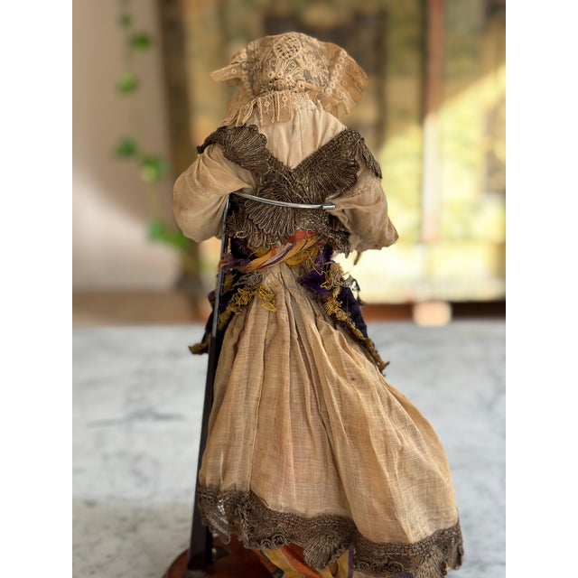 Neapolitan Nativity Woman in Traditional Dress Figure, 1780s For Sale - Image 15 of 18