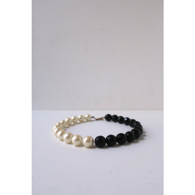 Black and White Faux-Pearl Bead Collar Necklace by Miriam Haskell, Circa 1970s For Sale - Image 9 of 16