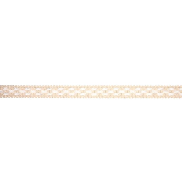 Inspired by an 18th-century fabric that was used for curtains and valances, this wonderfully checkered trim is just a...