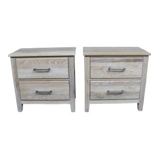 Pair of Contemporary Solid White Oak Nightstands by Vaughan-Bassett For Sale