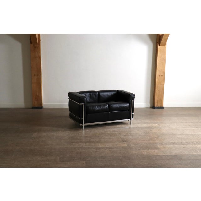 LC2 2-Seater Sofa by Charlotte Perriand and Le Corbusier for Cassina, 1965 For Sale - Image 15 of 15