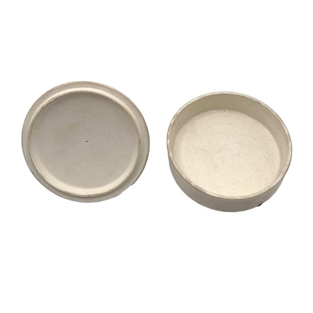 Ceramic Mid 20th Century Gray Earthenware Ceramic Vanity Powder Box W/ Female Bust Handle For Sale - Image 7 of 8