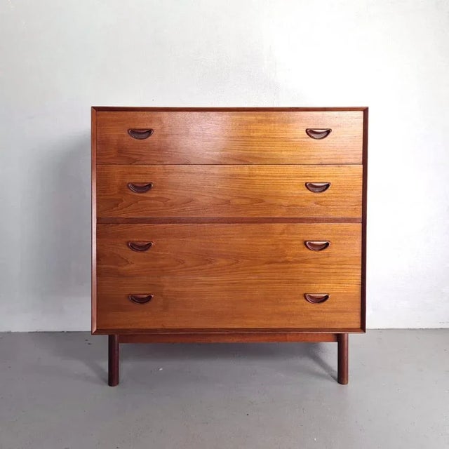 Brown Chest of Drawers in Teak by Peter Hvidt & Orla Mølgaard-Nielsen for Søborg Møbelfabrik, 1950s For Sale - Image 8 of 8