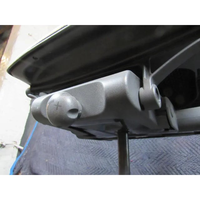 Modern Late 20th Century Herman Miller Office Chair For Sale - Image 3 of 11