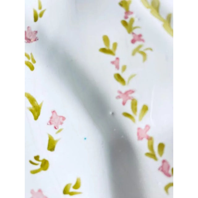 19th Century Faience Dish attributed to Moustier with Birds & Flowers, France For Sale - Image 4 of 10