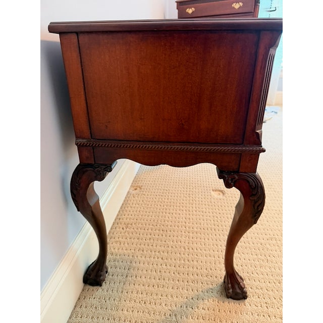 Antique Chippendale Style Mahogany Writing Desk / Dressing Table by Northern Furniture Co For Sale In Atlanta - Image 6 of 14