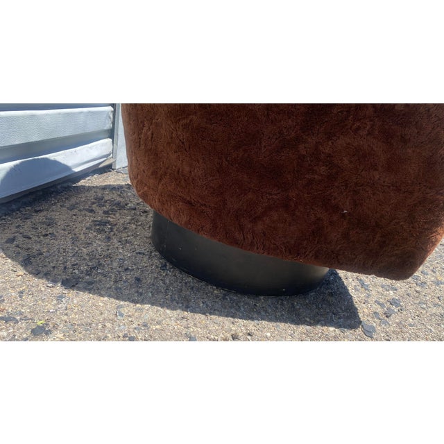 Mid-Century Modern Late 20th Century Rocking/ Swivel Club Chair in the Style of Adrian Pearsall and Milo Baughman For Sale - Image 3 of 7