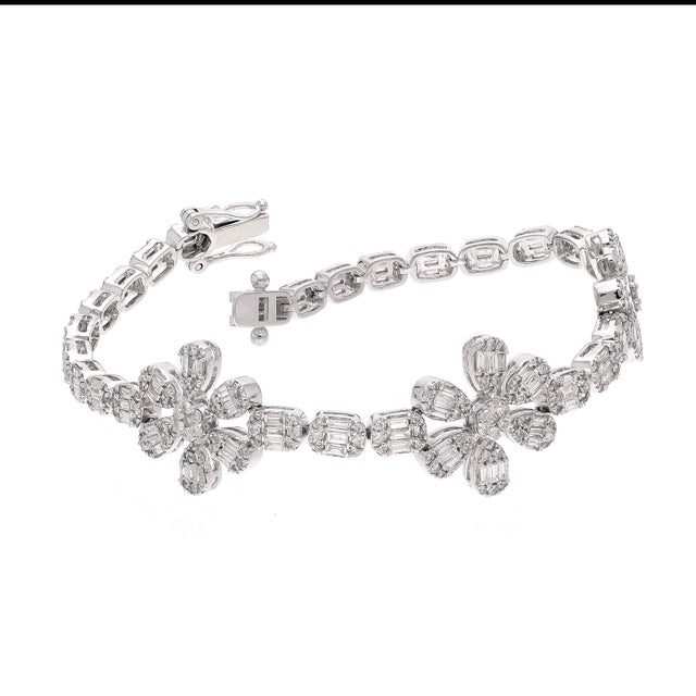 Natural Diamond Bracelet with Diamond and 18k Gold For Sale - Image 12 of 18