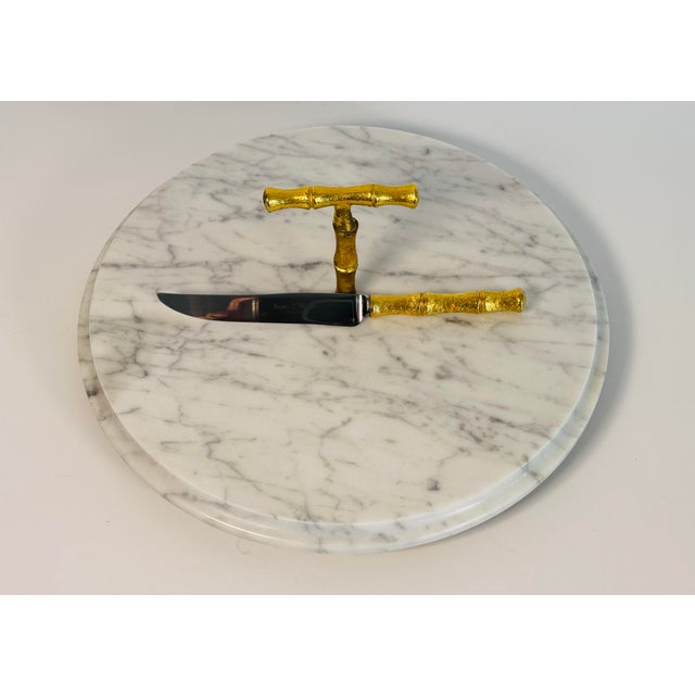 Add a touch of timeless Italian elegance to your entertaining collection with this exquisite vintage center-handled server...