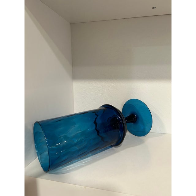 Cerulean 1960s Mid Century Modern Empoli Deep Teal Blue Optic Art Glass Vase With Pedestal - Italian Mouth Blown Empoli For Sale - Image 8 of 12
