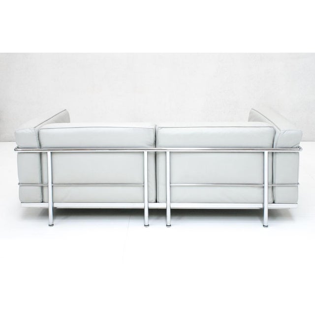 Set of LC3 Sofas in Grey Leather and Chrome by Le Corbusier, Pierre Jeanneret and Charlotte Perriand for Cassina, 1990s For Sale - Image 15 of 18