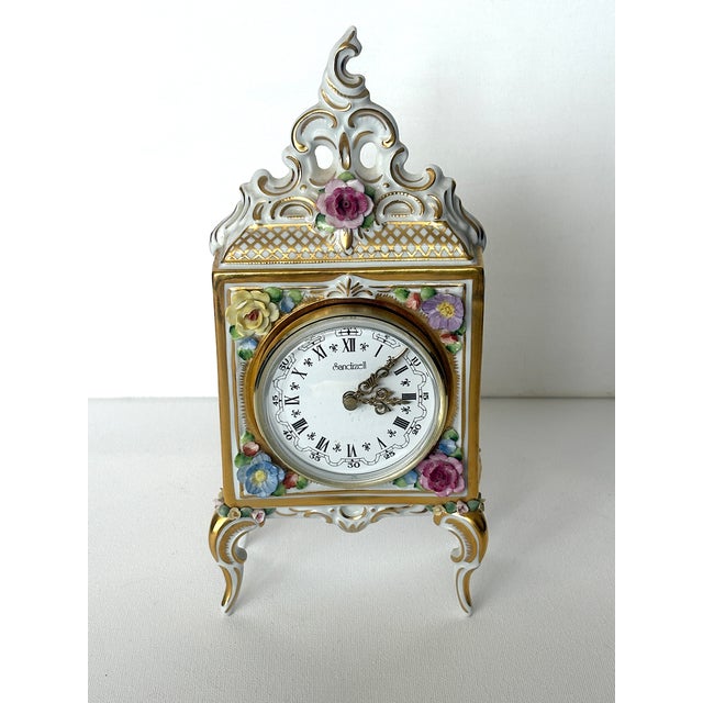 1940s Vintage Quartz Table Clock, 1940s For Sale - Image 5 of 9