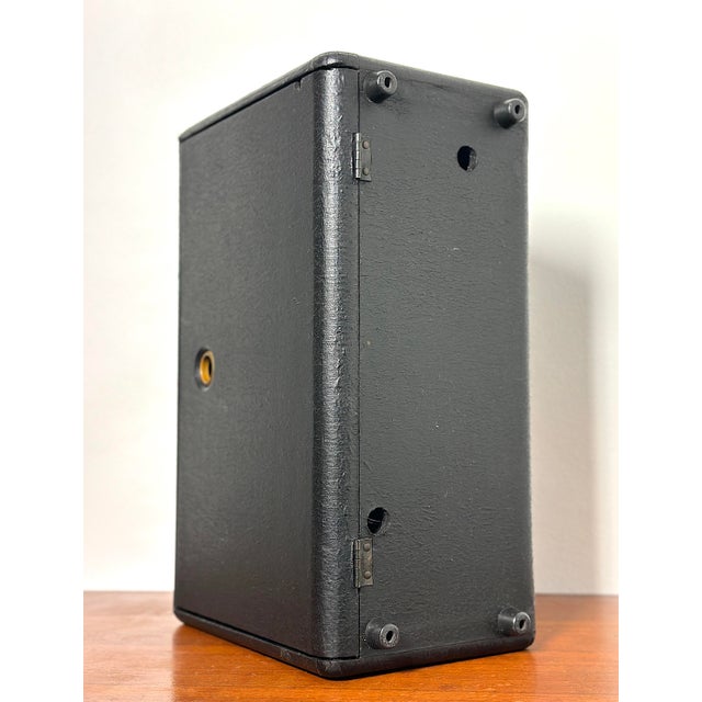 Trans-Oceanic B600 Portable Radio from Zenith, USA, 1959-1962 For Sale - Image 9 of 18