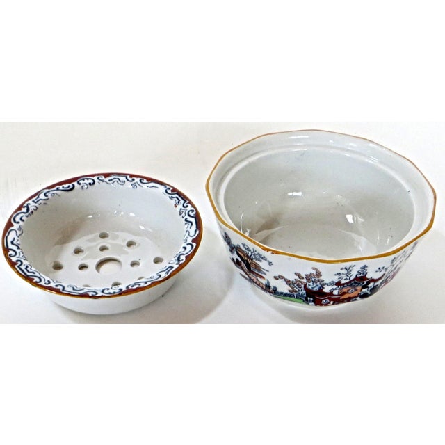 Six Piece "Mason's Ironstone" Toiletry Set, English, Circa 1835 For Sale - Image 11 of 18