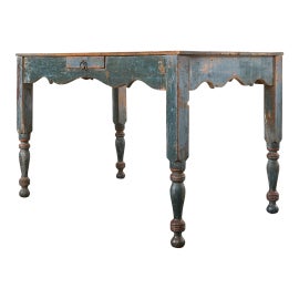 Example of Farmhouse Dining Tables