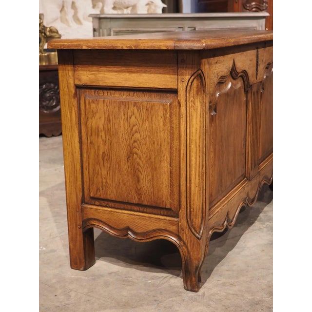 French Carved Oak Coffre Chest or Trunk With Shaped Legs, 20th Century For Sale - Image 9 of 13