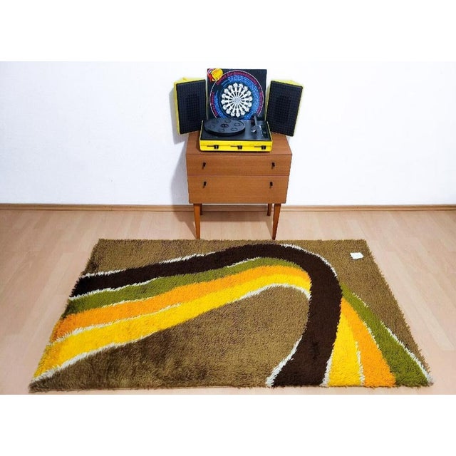 This rug is in unused condition and still has its original price tag An incredibly rare find! As it is a vintage piece,...