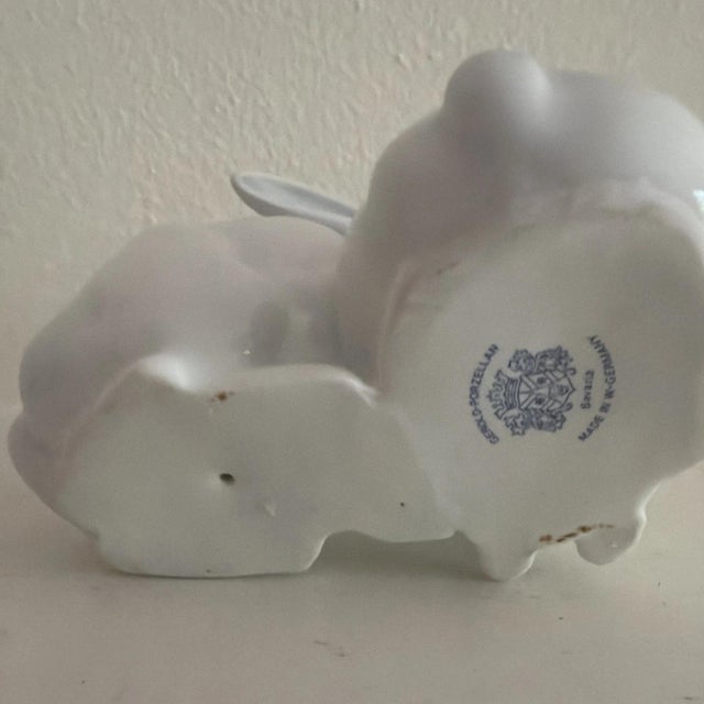 Gerold Porzellan 2 Playful White Bunnies Vintage Figurine - Bavaria, Germany For Sale - Image 4 of 5