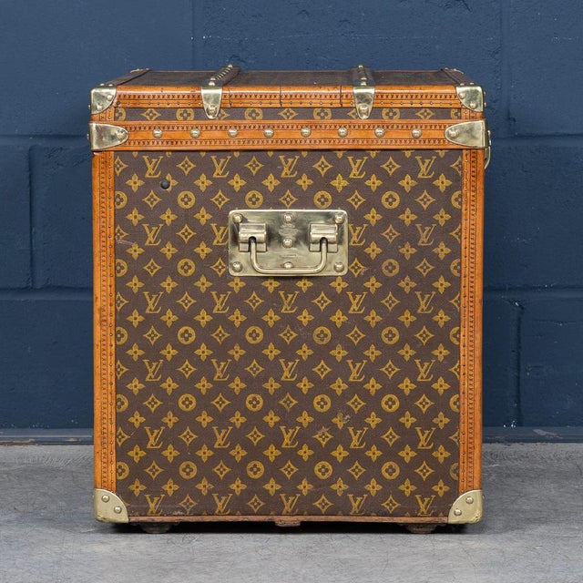 Antique Hat Trunk in Monogram Canvas from Louis Vuitton, France, 1910 For Sale - Image 6 of 18