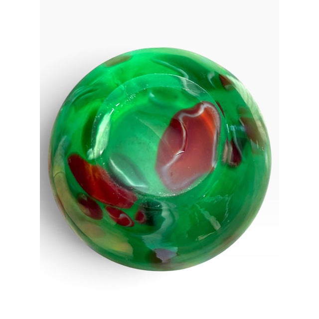 Mid 20th Century Vintage Green Art Glass Vase | Emerald Green With Amber Inclusions | Sculptural For Sale - Image 5 of 6