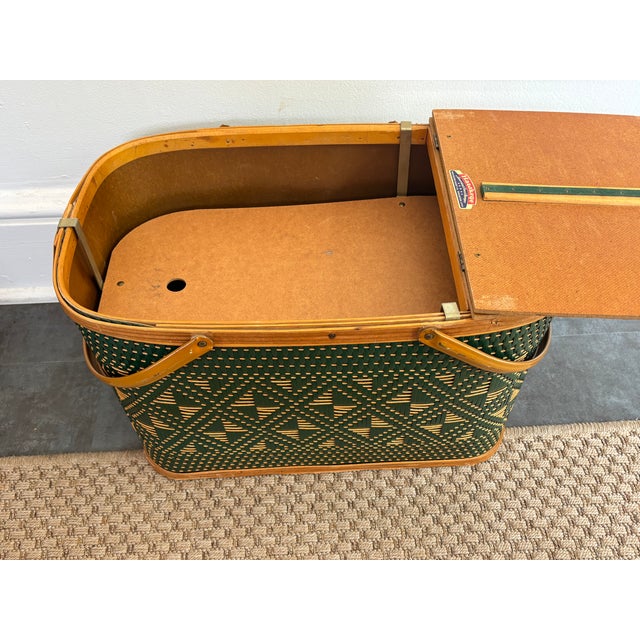 Mid 20th Century Hawkeye Green and Tan Woven Picnic Hamper by Burlington Basket Co. For Sale - Image 6 of 13