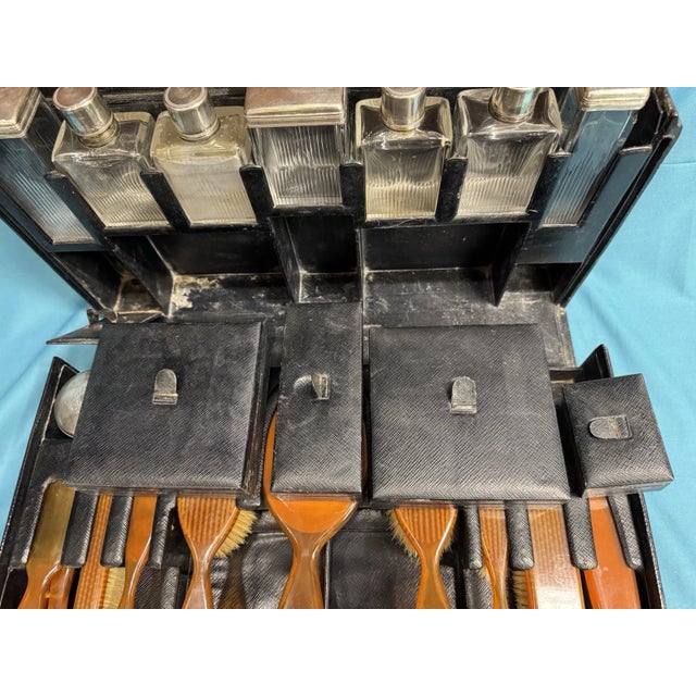 Antique Louis Vuitton 1920s Deluxe Vanity Case Leather Travel Box Mirror Bottles For Sale - Image 11 of 16