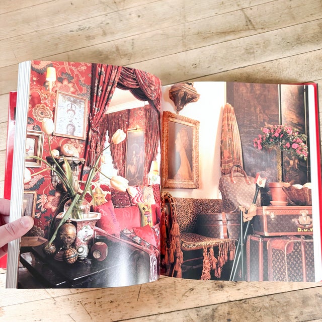 Signed Diana Vreeland by Eleanor Dwight, 1st Edition 2002 Fashion Book For Sale - Image 9 of 13