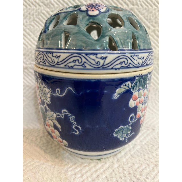 Chinoiserie Vintage Porcelain Chinoiserie Flower Frog Vase For Sale - Image 3 of 7