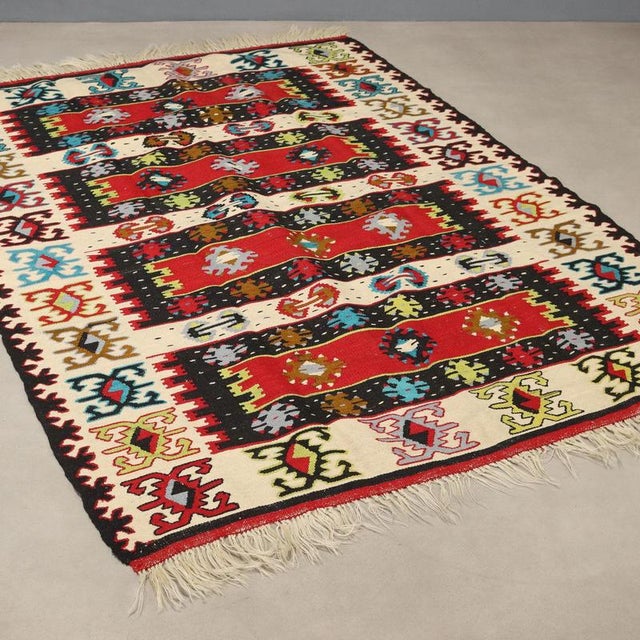 Red Vintage Kilim Rug in Wool, Turkey For Sale - Image 8 of 8