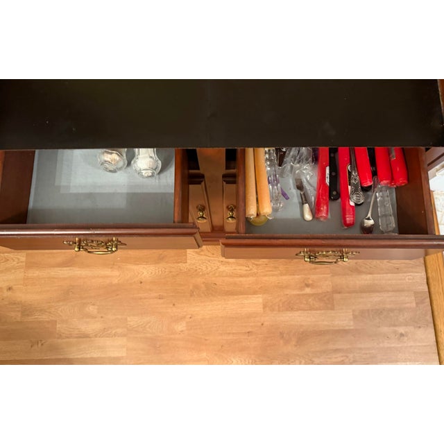 1980s Traditional Cherry Buffet Server For Sale In Houston - Image 6 of 9