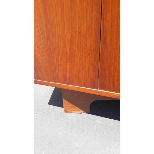 Mid Century Teak Stereo Media Cabinet Sideboard Console For Sale - Image 9 of 12