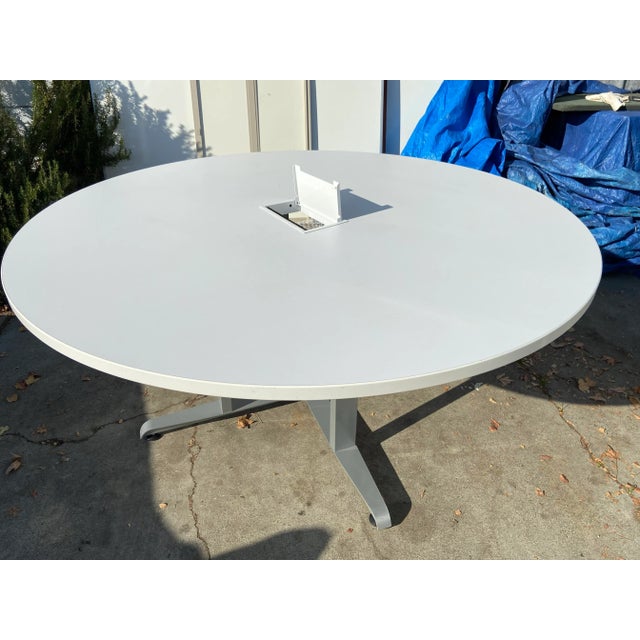 Metal Enwork Modern Round Conference Table For Sale - Image 7 of 12