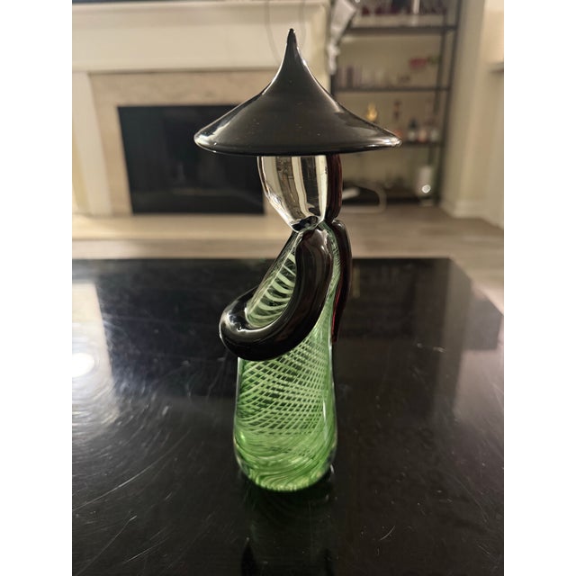 Chinese 1960s Rossi Murano Latticino Glass Asian Chinese Man 10" Signed Green & Black Italy For Sale - Image 3 of 5