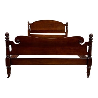 Vintage Huntley Furniture Full Size Duncan Phyfe Style Low Poster Bed For Sale