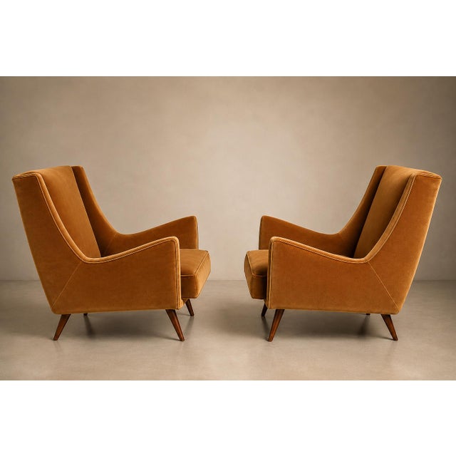 Brazilian Modern Pair of Camel Mohair Club Chairs in Hardwood, Att. To Novo Rumo, Brazil, 1960s For Sale - Image 4 of 14