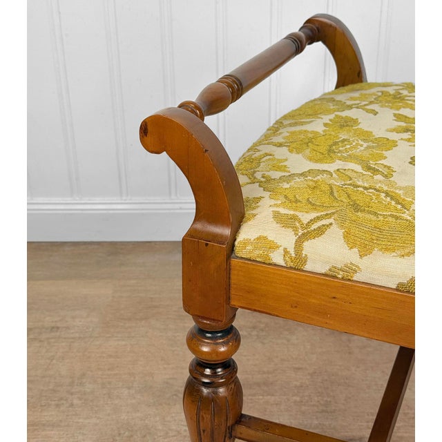 Brown Vintage Traditional Maple Vanity Bench Seat W/ Green Floral Cushion For Sale - Image 8 of 12